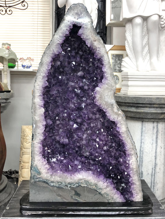 紫色水晶アメジストドーム